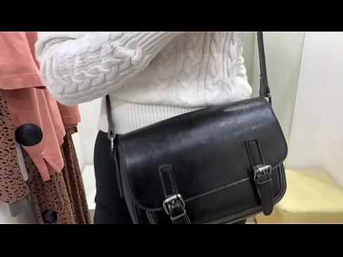 ❤️ Veřejná masturbace mladé feny FeralBerry s dildem ve fitku ️ Krásné porno u cs.xxxomg.ru ❌